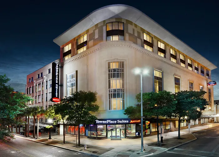 Pet Friendly hotel: Towneplace Suites By Marriott San Antonio Downtown Riverwalk